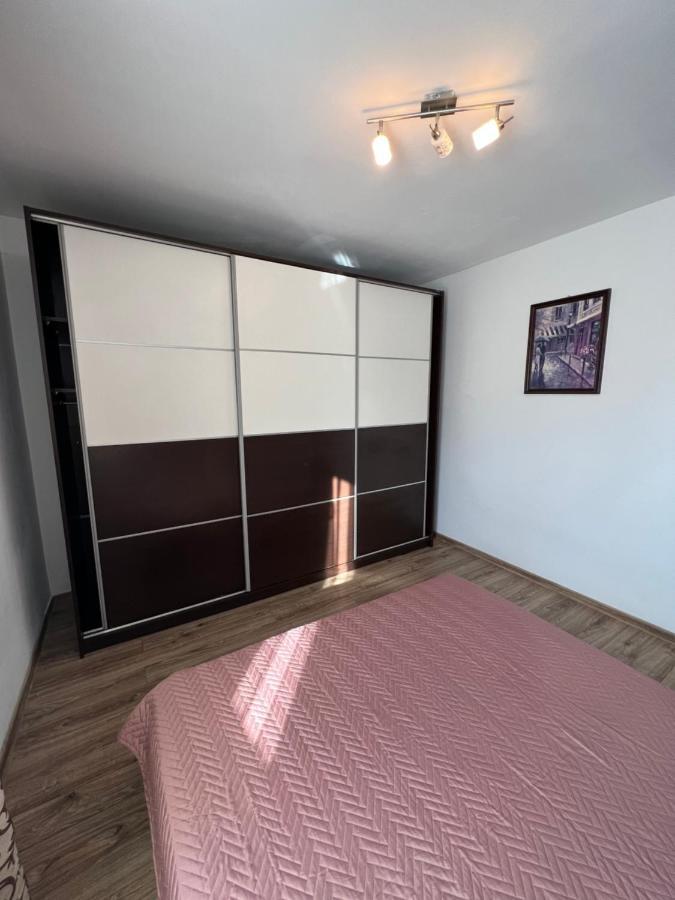 Nordic Sunny Apartment Сучеава Екстериор снимка